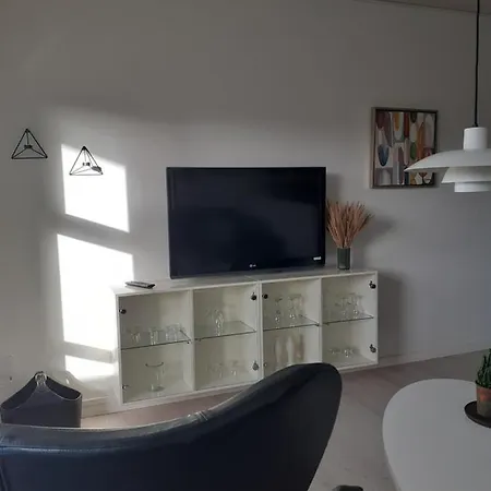 Henne Strand. 200m Fra Vesterhavet Apartment *
